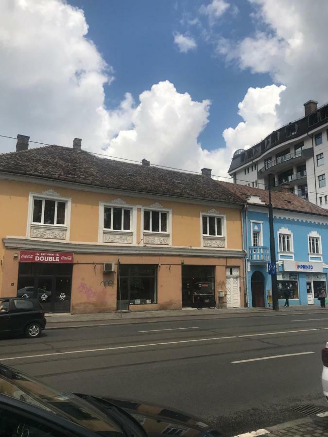 Отель Casa Vlabisa Centru Клуж-Напока Экстерьер фото